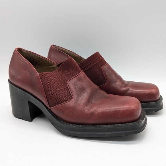 Bare Traps Wear Ever Red Leather Sidewinder Wedge Heel Slip On Loafer 6.5 - Picture 1 of 10